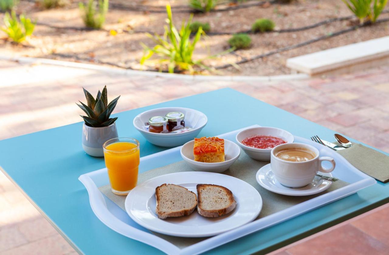 Ad Hoc Vitae Retreats & Health Only Adults Hotel